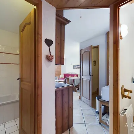 3* De 2 Avec Balcon En Plein Centre, Proche Pistes Et Commerces *